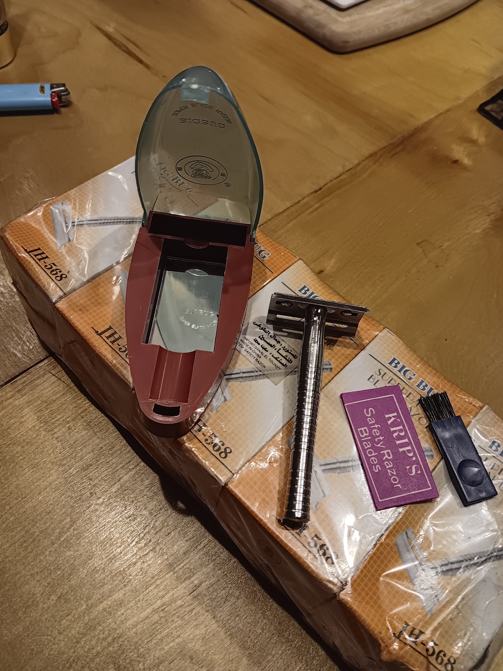 New Safety Razor Set - Picture 5 of 6